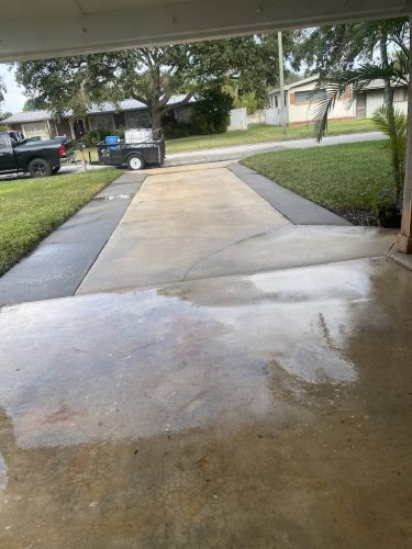 Window-Cleaner-Melbourne-FL-32